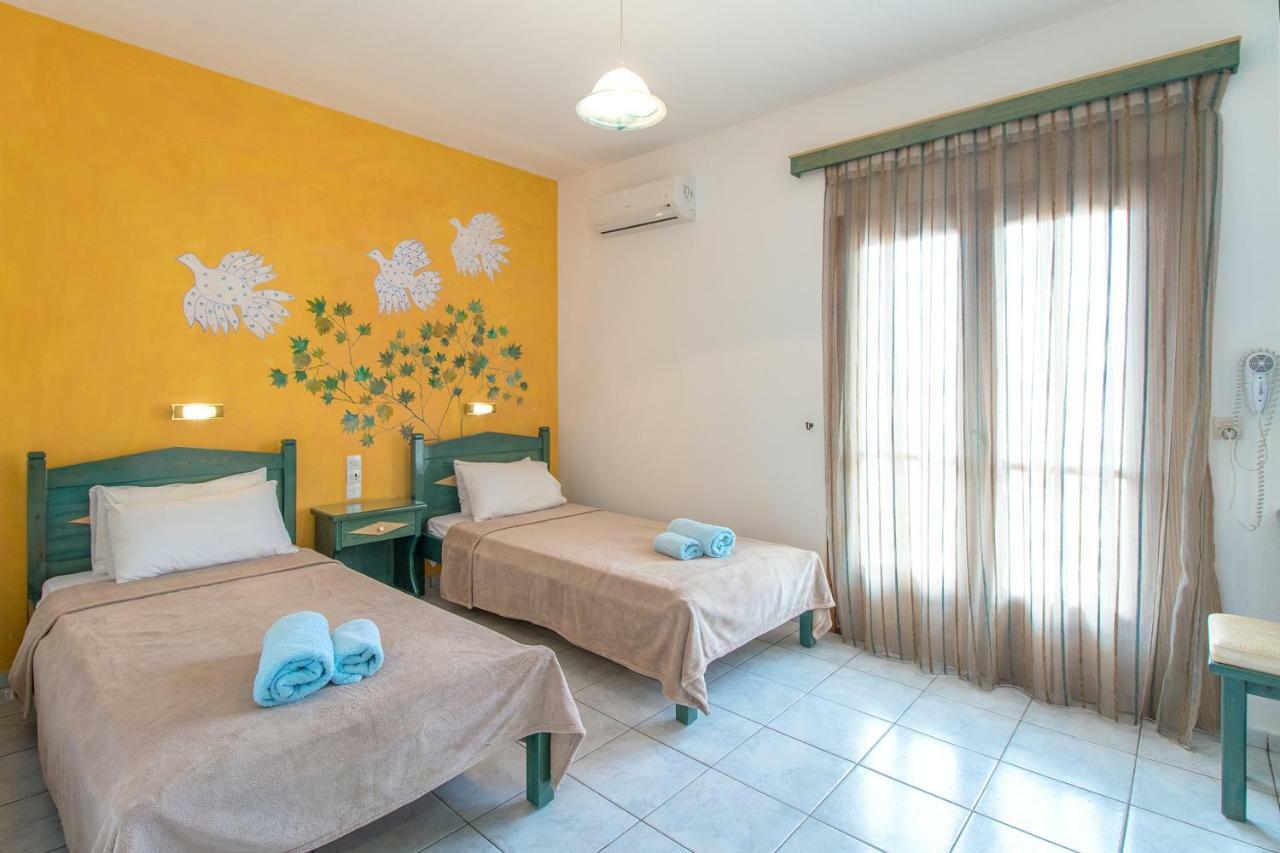 Stefanis House Hotel สเกียธอสทาวน์ ภายนอก รูปภาพ