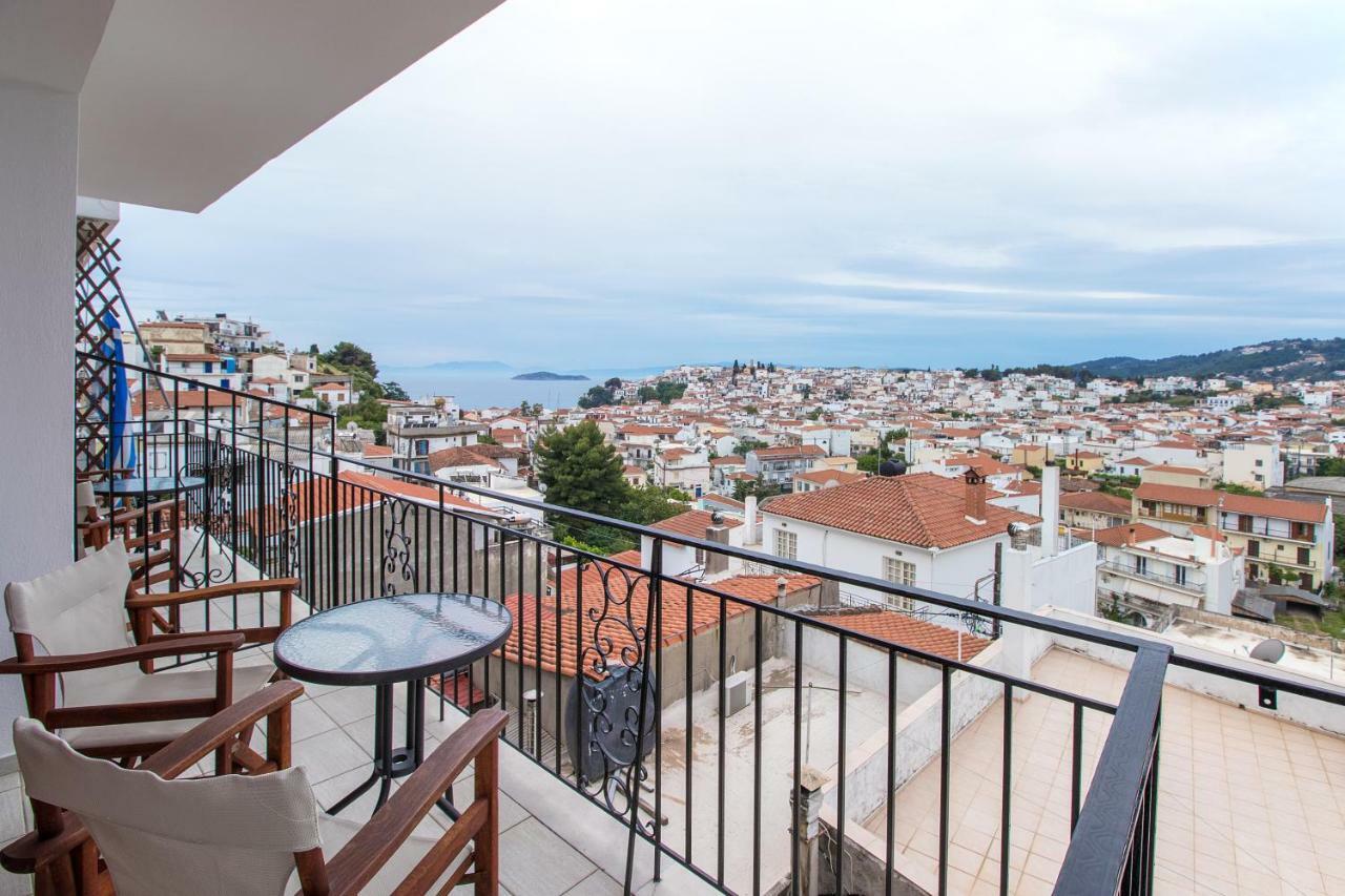 Stefanis House Hotel สเกียธอสทาวน์ ภายนอก รูปภาพ